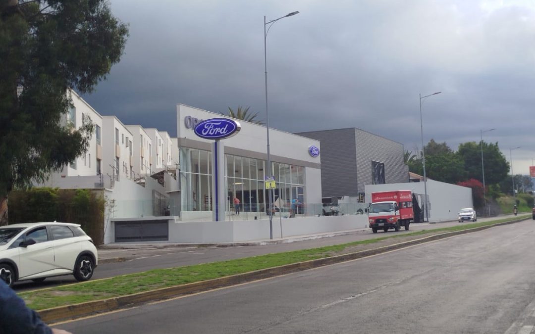 Proyecto Ford Tumbaco